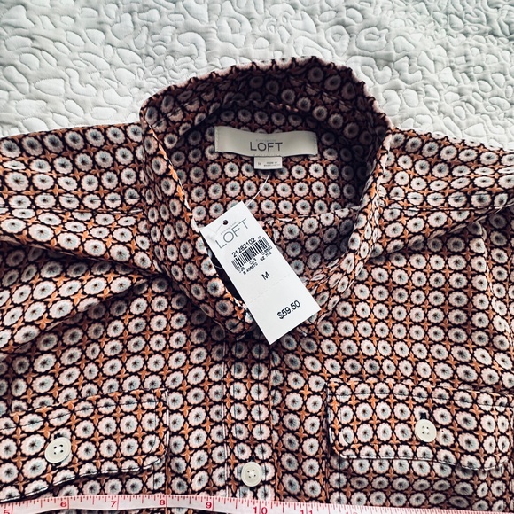 LOFT Buttoned Down Shirt - size M - NWT - Picture 2 of 5